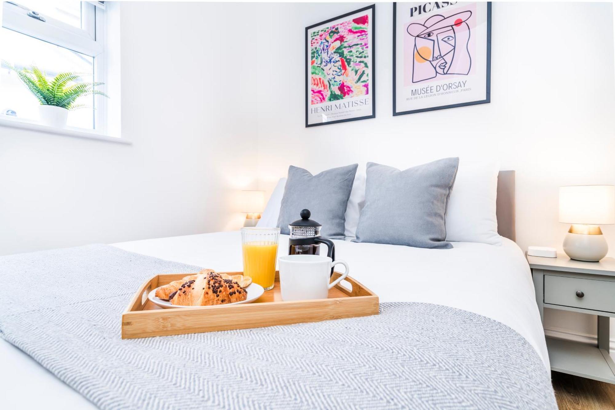 Cozy 2 Bedroom Apartment In Sutton Sutton  Eksteriør billede